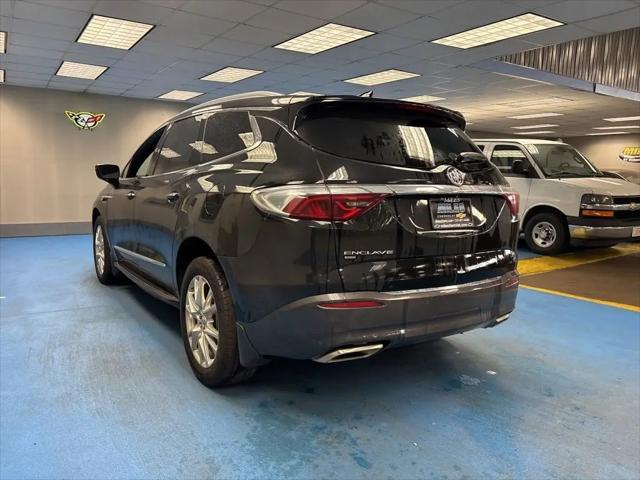 2023 Buick Enclave Essence AWD