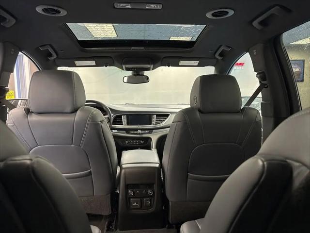 2023 Buick Enclave Essence AWD
