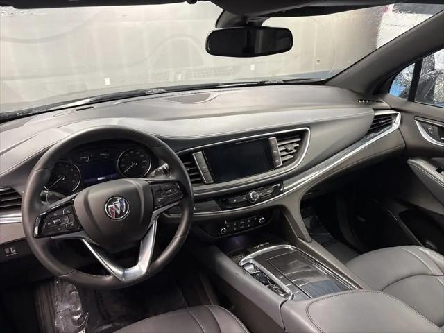 2023 Buick Enclave Essence AWD
