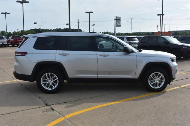 2023 Jeep Grand Cherokee L Laredo 4x4