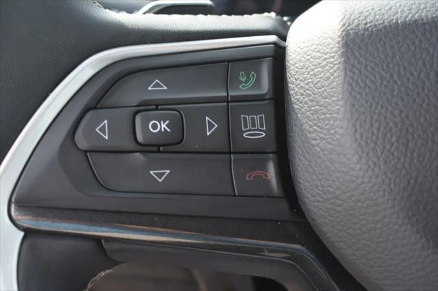 2023 Jeep Grand Cherokee L Laredo 4x4