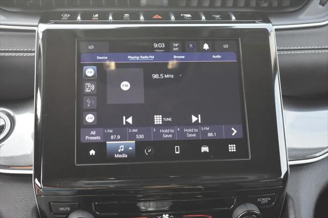 2023 Jeep Grand Cherokee L Laredo 4x4