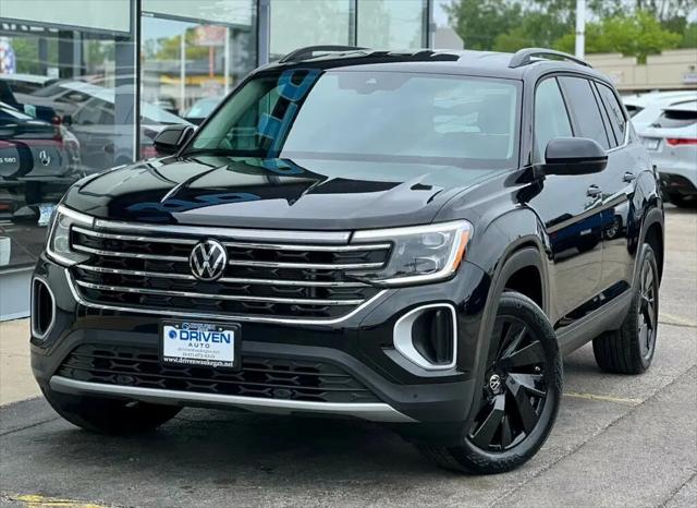 2024 Volkswagen Atlas 2.0T SE w/Technology