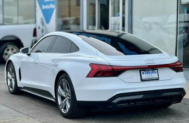 2022 Audi e-tron GT Premium Plus quattro