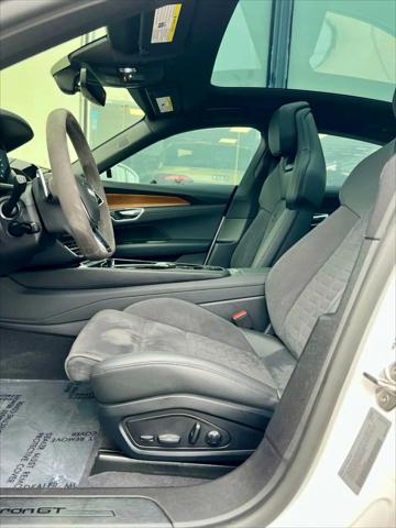2022 Audi e-tron GT Premium Plus quattro