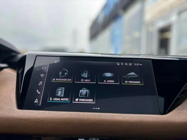 2022 Audi e-tron GT Premium Plus quattro