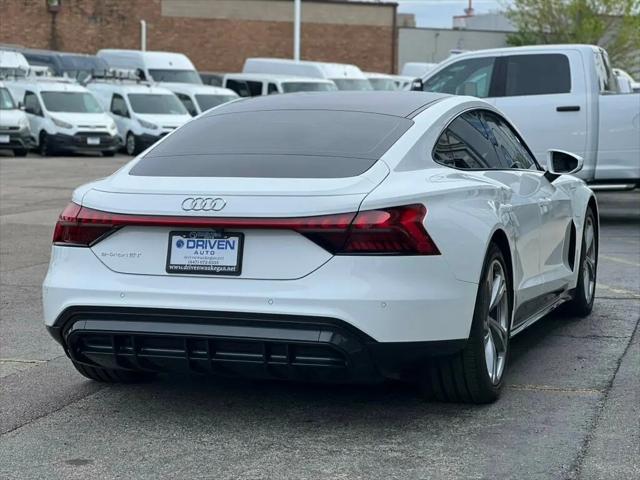 2022 Audi e-tron GT Premium Plus quattro