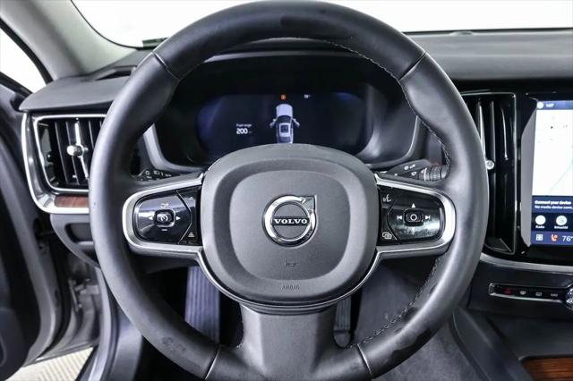 2025 Volvo S60 B5 Plus