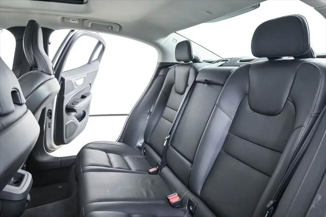 2025 Volvo S60 B5 Plus