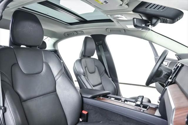 2025 Volvo S60 B5 Plus