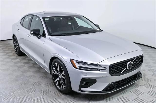 2025 Volvo S60 B5 Plus