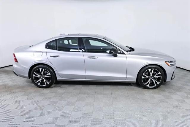 2025 Volvo S60 B5 Plus