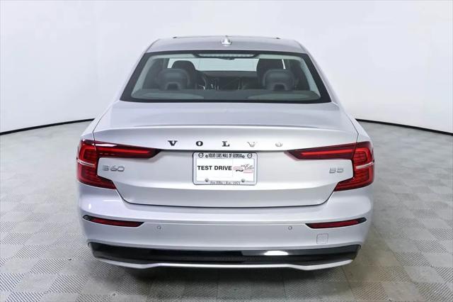 2025 Volvo S60 B5 Plus