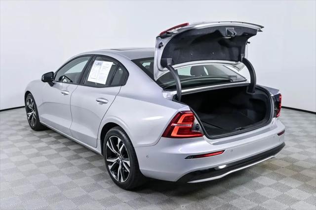 2025 Volvo S60 B5 Plus