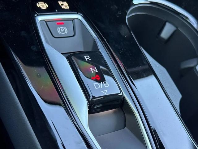 2027 Audi Q6 e-tron Premium Plus