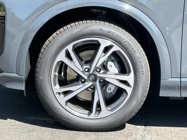 2027 Audi Q6 e-tron Premium Plus