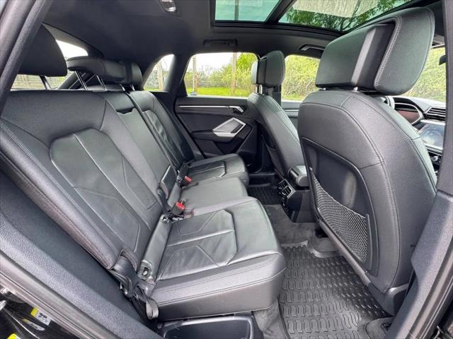 2022 Audi Q3 Premium Plus 45 TFSI S line quattro Tiptronic