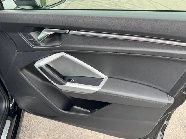 2022 Audi Q3 Premium Plus 45 TFSI S line quattro Tiptronic
