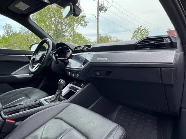 2022 Audi Q3 Premium Plus 45 TFSI S line quattro Tiptronic
