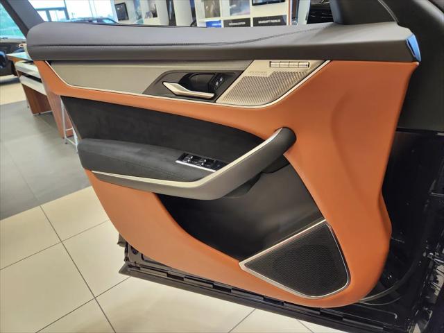 2026 Jaguar F-PACE SVR P550 AWD Automatic