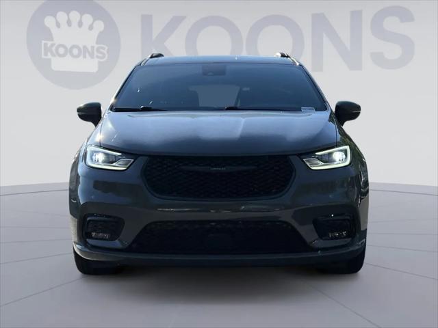 2023 Chrysler Pacifica Hybrid Touring L