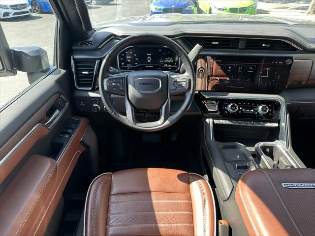 2025 GMC Sierra 3500HD 4WD Crew Cab Long Bed Denali Ultimate