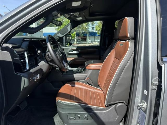 2025 GMC Sierra 3500HD 4WD Crew Cab Long Bed Denali Ultimate
