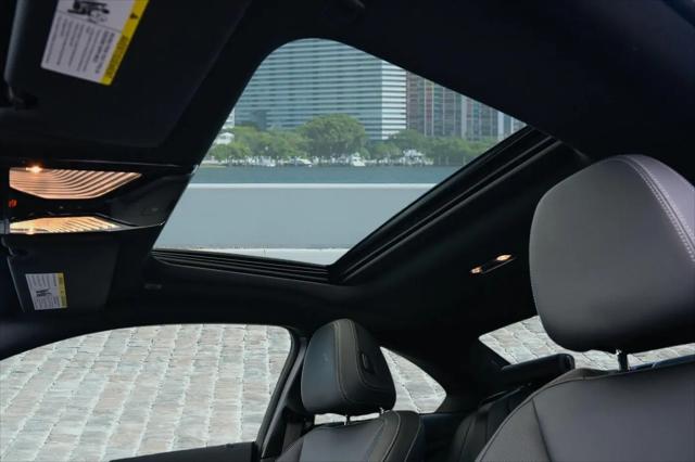 2025 BMW M240 i xDrive