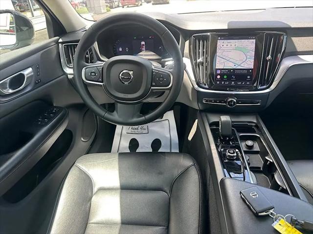 2024 Volvo S60 B5 Core Dark Theme