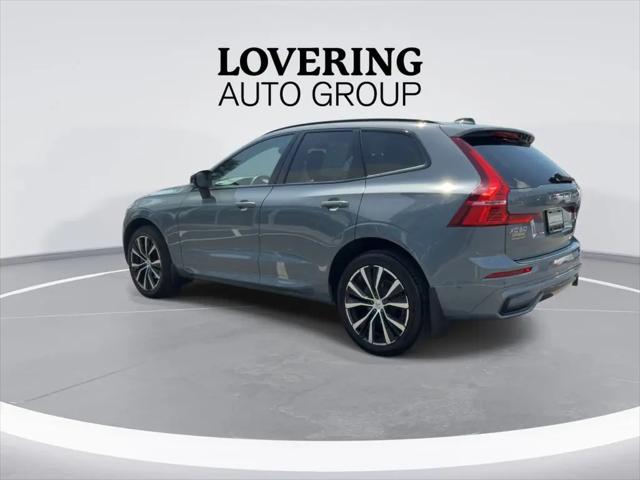2023 Volvo XC60 B5 Plus Dark Theme