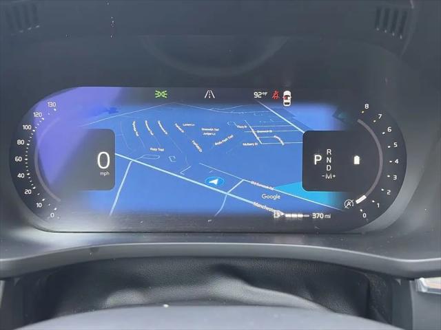 2023 Volvo XC60 B5 Plus Dark Theme