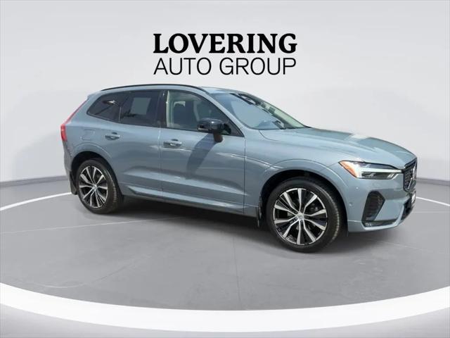 2023 Volvo XC60 B5 Plus Dark Theme