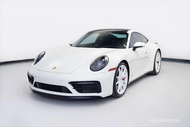 2022 Porsche 911 Carrera 4 GTS