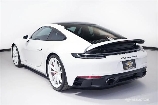 2022 Porsche 911 Carrera 4 GTS