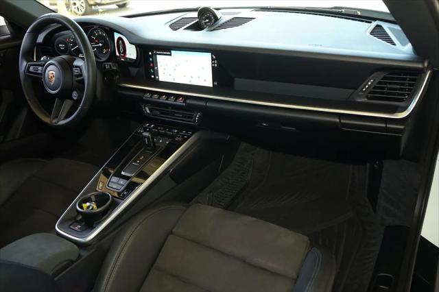 2022 Porsche 911 Carrera 4 GTS