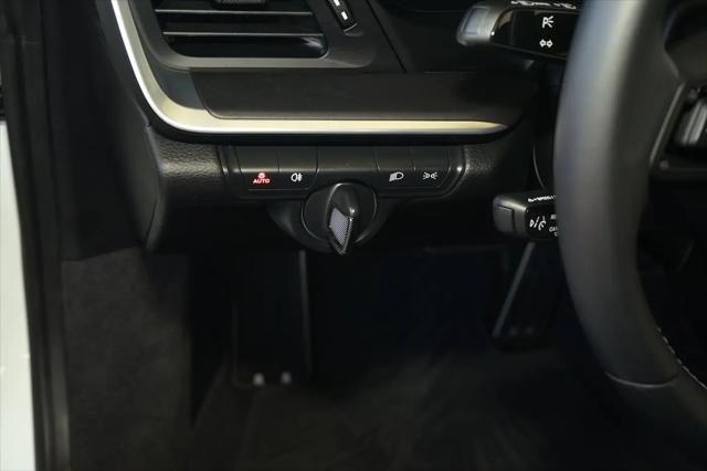 2022 Porsche 911 Carrera 4 GTS