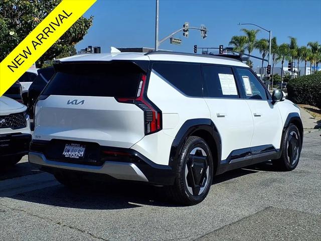 2024 Kia EV9 Land