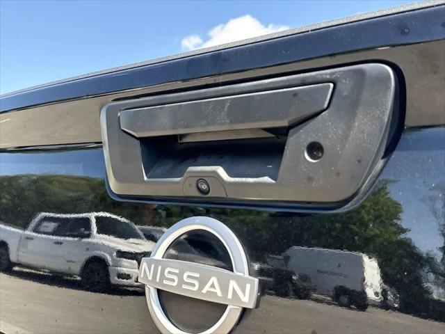 2022 Nissan Frontier Crew Cab S 4x2
