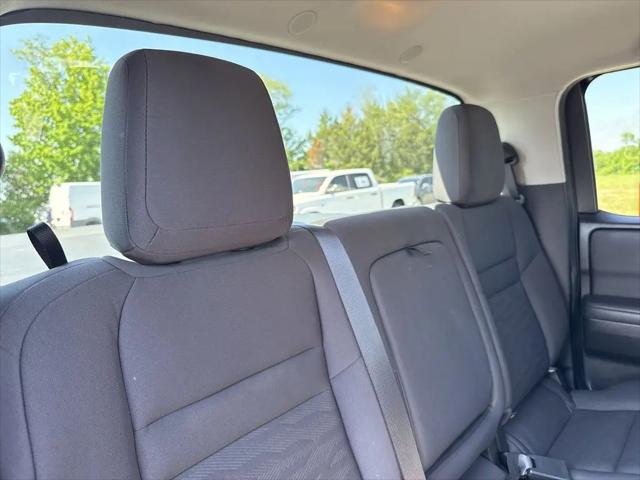 2022 Nissan Frontier Crew Cab S 4x2