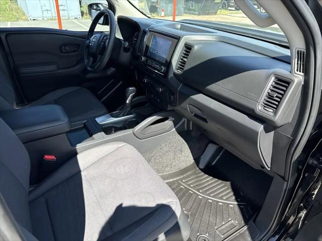 2022 Nissan Frontier Crew Cab S 4x2
