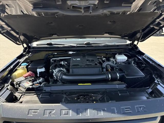 2022 Nissan Frontier Crew Cab S 4x2