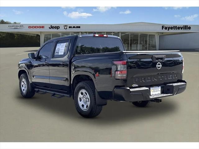 2022 Nissan Frontier Crew Cab S 4x2