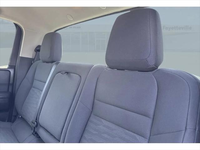 2022 Nissan Frontier Crew Cab S 4x2