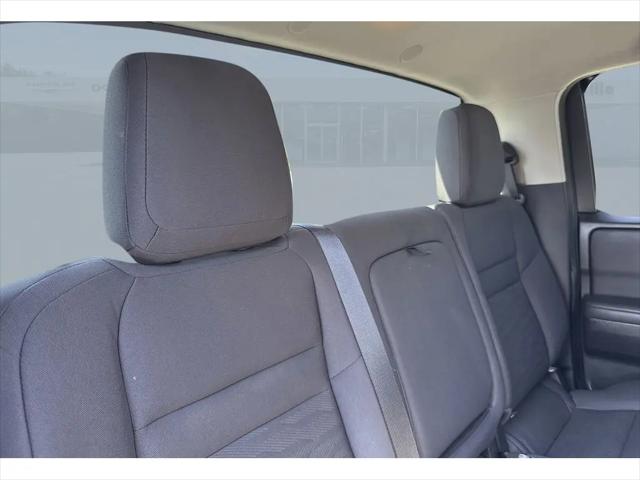 2022 Nissan Frontier Crew Cab S 4x2