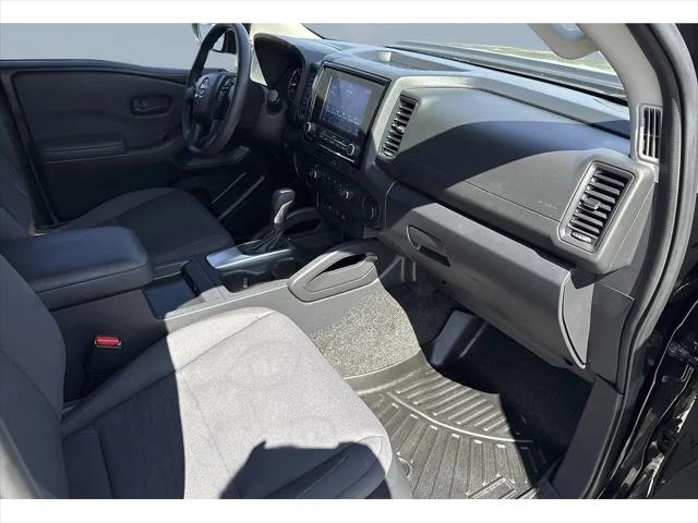 2022 Nissan Frontier Crew Cab S 4x2