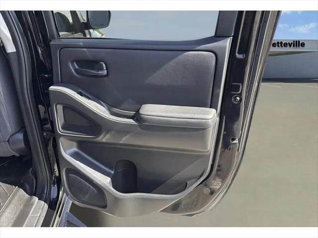 2022 Nissan Frontier Crew Cab S 4x2