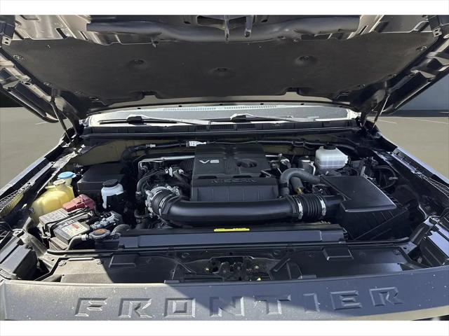 2022 Nissan Frontier Crew Cab S 4x2