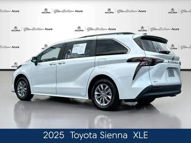 2025 Toyota Sienna XLE