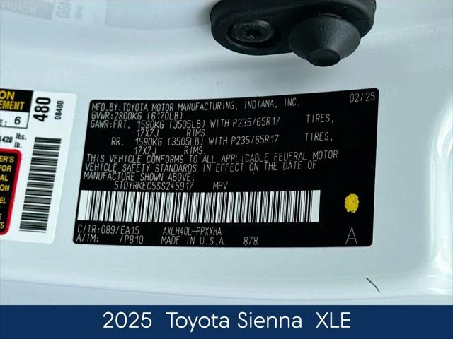 2025 Toyota Sienna XLE