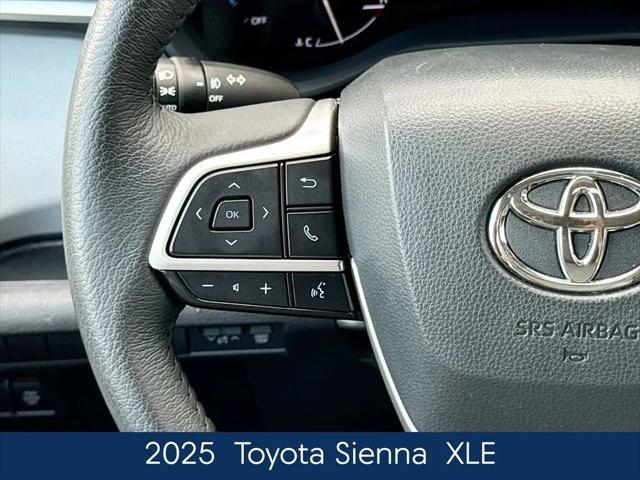 2025 Toyota Sienna XLE